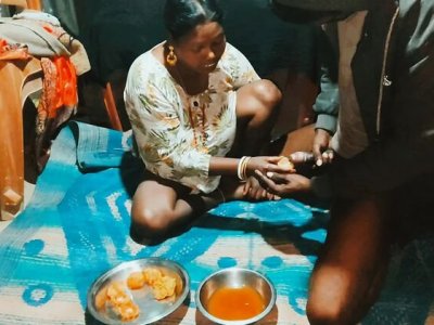 Desi indian wife ne pani puri ke sath bear khaya - sexy bhabhi big tits anal fuck