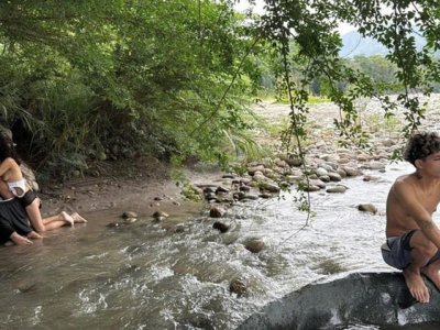 Outdoor sex at the lake - horny latina stepmom with big tits and big ass gets anal fucking from friend - cheating wife squirting - amateur homemade 4k